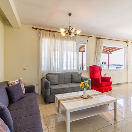 Finas Penthouse,Private Terrace,Great View,Mins From Sea Apartman Kavála Kültér fotó