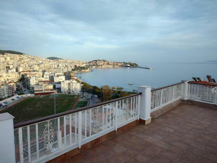 Finas Penthouse,Private Terrace,Great View,Mins From Sea Apartman Kavála Kültér fotó